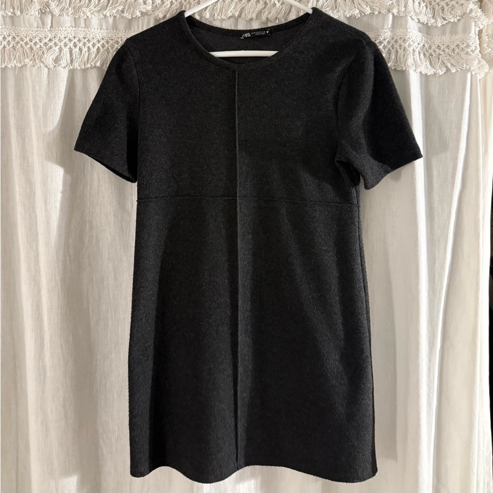 Zara Classic Black Short Sleeve Dress - Picture 2 of 3